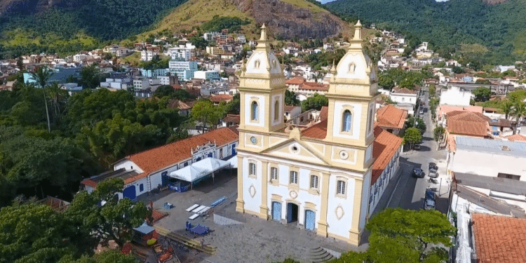 A cidade histórica do Rio de Janeiro que encanta com casarões preservados, boemia musical e cafés coloniais incríveis