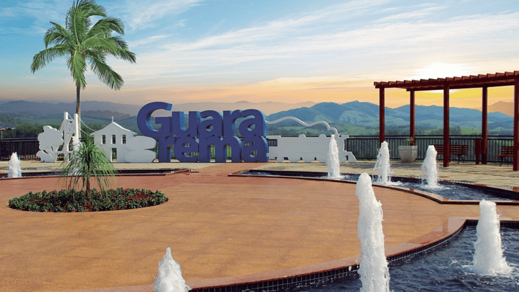 Perto de São Paulo, essa cidade vive o Natal com a tranquilidade do interior e um passeio de maria fumaça inesquecível