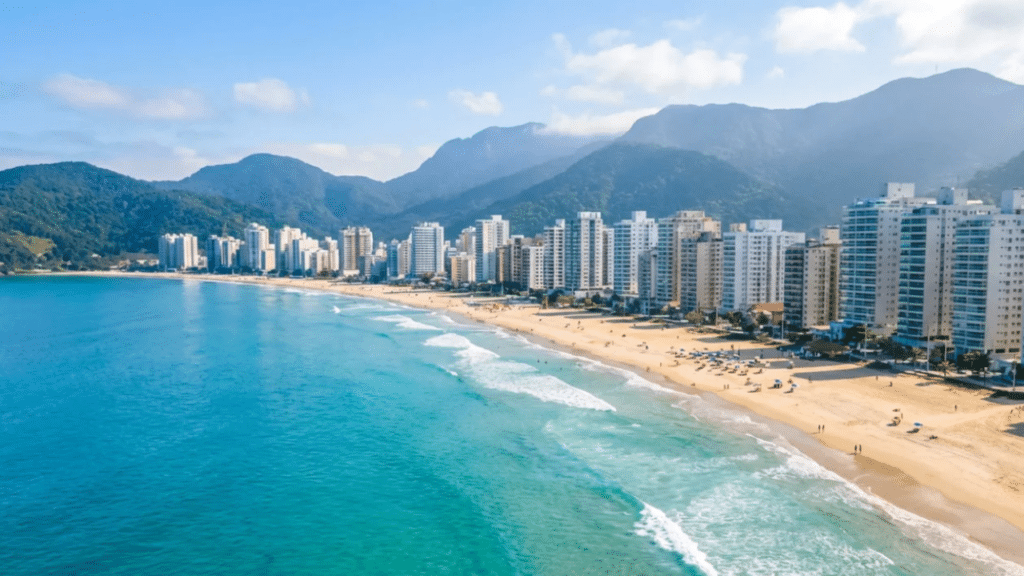 Essa cidade é um paraíso paulista que atrai novos moradores com infraestrutura moderna e lazer à beira-mar