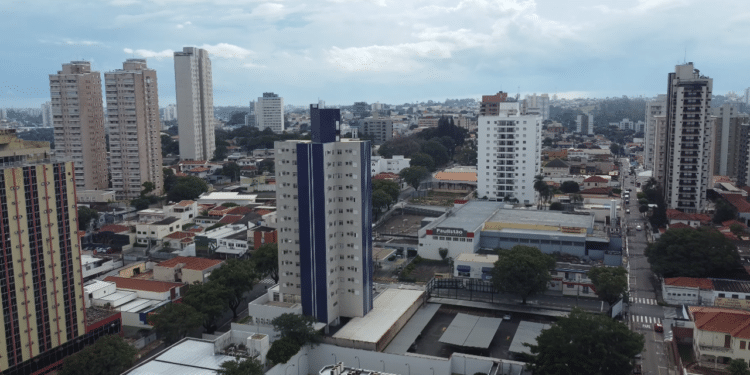 A cidade do interior de SP que virou referência com parque ecológico e festa do peão