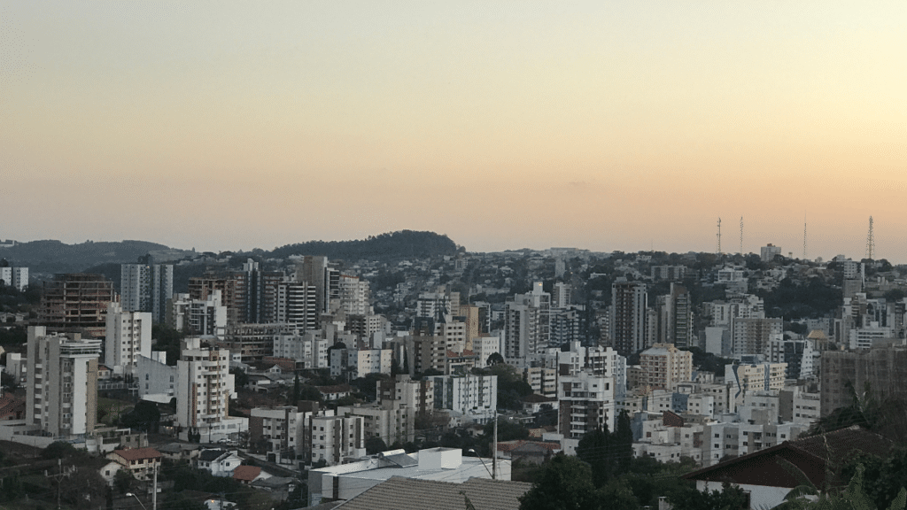 A cidade completa do Paraná que é uma das melhores para viver bem sem faltar serviços