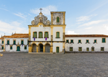 Com origem em 1590, a 4ª cidade mais antiga do Brasil surpreende por suas construções históricas preservadas