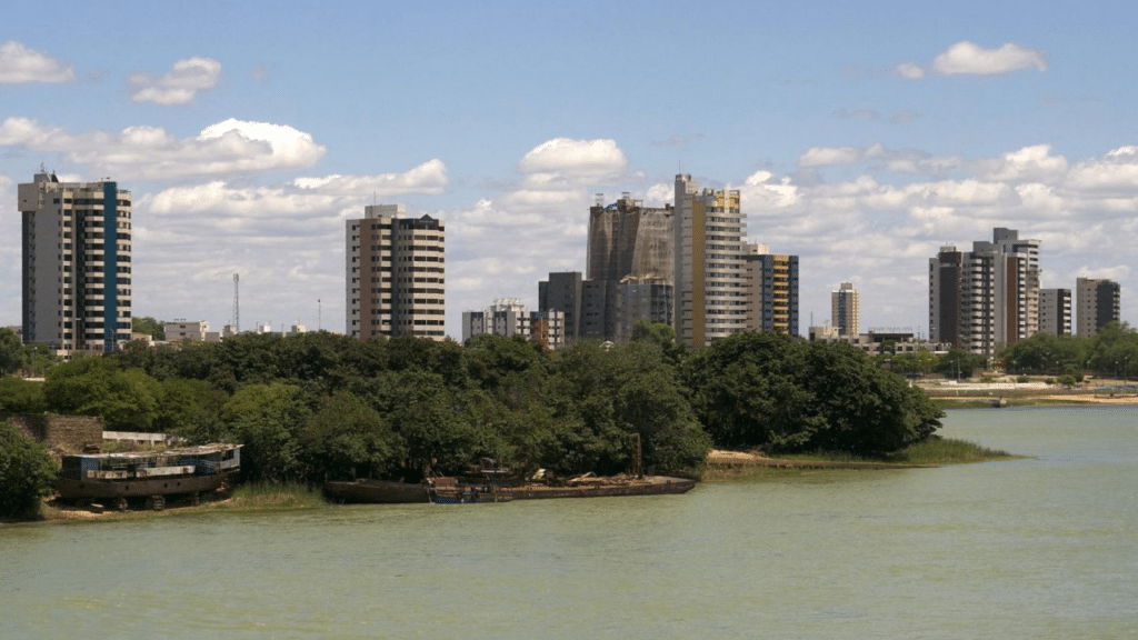 A Califórnia Brasileira fica no sertão nordestino e está conquistando moradores com seu bem-estar longe das secas