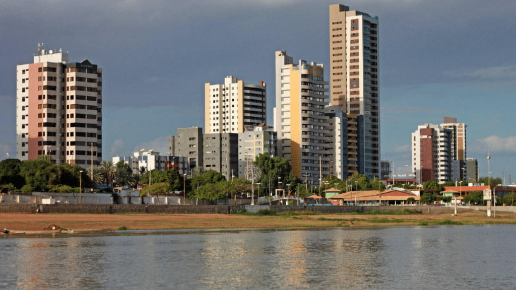 A Califórnia Brasileira fica no sertão nordestino e está conquistando moradores com seu bem-estar longe das secas