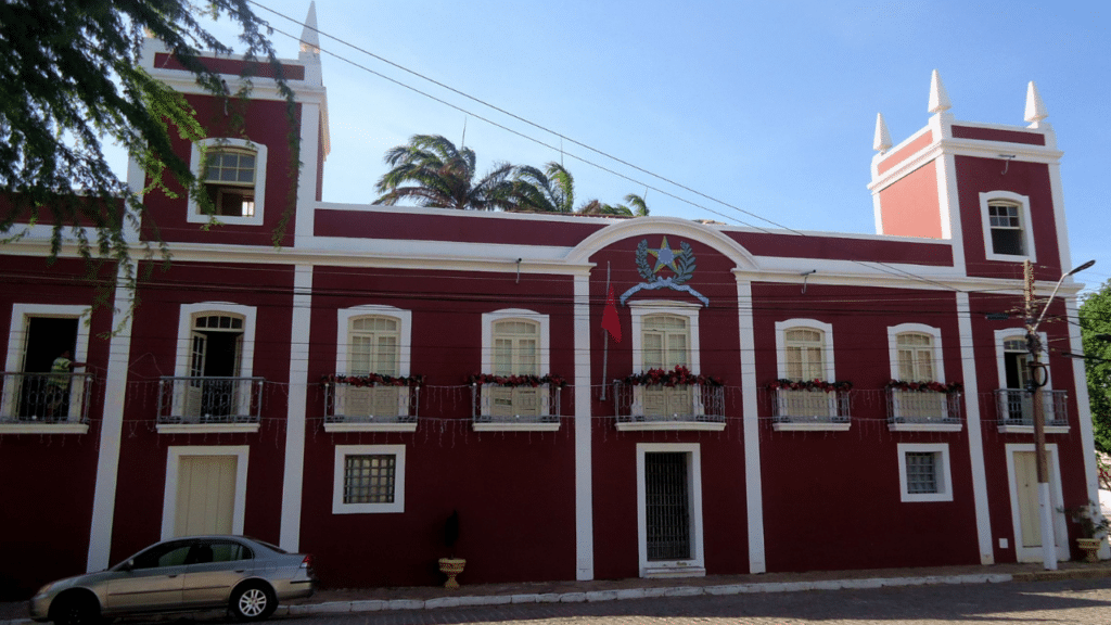 A cidade nordestina que conquista com sua vida noturna e praias que tiram o fôlego de qualquer um