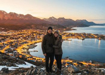 Viva o “Fim do Mundo” em Ushuaia! Trilhas, pinguins e paisagens geladas criam memórias intensas e emocionantes em cenários dignos de filme.