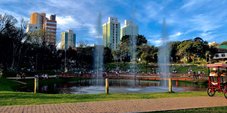 Essa cidade do interior no Sul está chamando a atenção pela saúde reforçada e ensino superior de alto nível