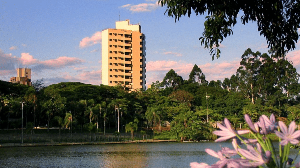 A cidade das árvores fundada em 1862 está conquistando com a tranquilidade do interior e qualidade ideal para viver bem