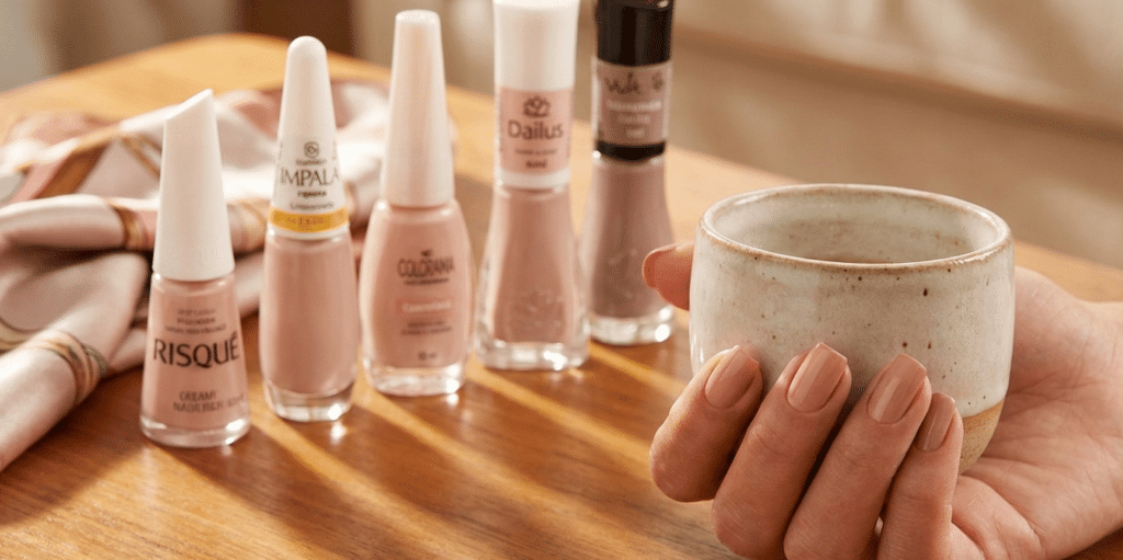 Top 5 esmaltes nude que deixam as mãos elegantes e combinam com tudo