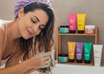 8 máscaras capilares que recuperam fios danificados após coloração