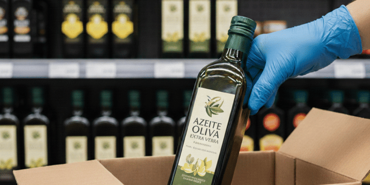 Anvisa retira lote de azeite de oliva por fraude na composição