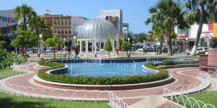 Conhecida como a "Terra da Liberdade", Mossoró orgulha-se de sua história de resistência e pioneirismo // Créditos: Wikimedia Commons