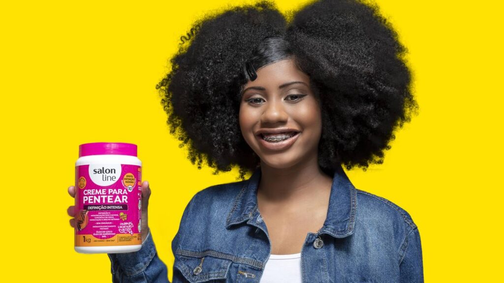 Diga adeus aos cachos sem forma, os 4 melhores cremes Salon line para as cacheadas