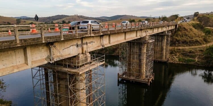 Com investimento de R$ 9,5 milhões, ponte na MGC-367 passa por reforma completa até 2026