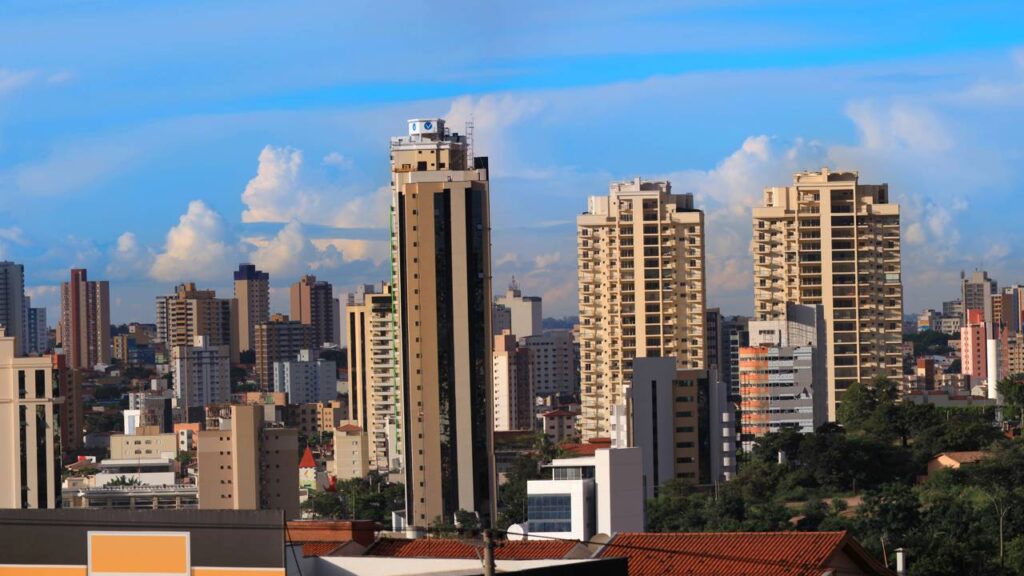 A Manchester Paulista une indústria forte, empregos e vida tranquila no interior de São Paulo
