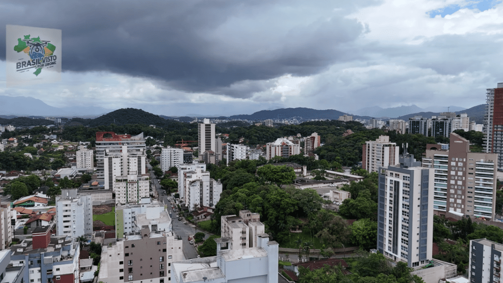 A “Manchester Catarinense” chama atenção ao preservar herança europeia e figurar entre as melhores cidades para viver