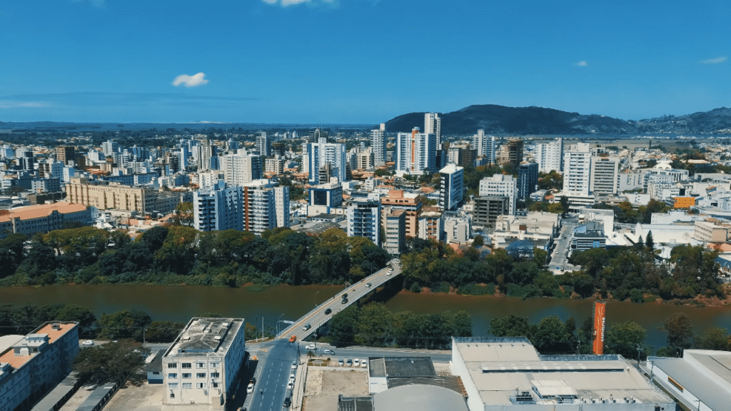 A cidade de Santa Catarina que combina qualidade de vida e tranquilidade com águas termais curativas