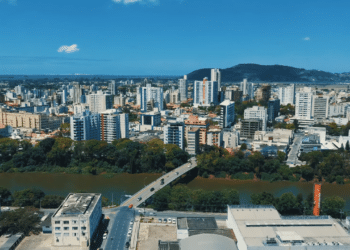 A cidade de Santa Catarina que combina qualidade de vida e tranquilidade com águas termais curativas