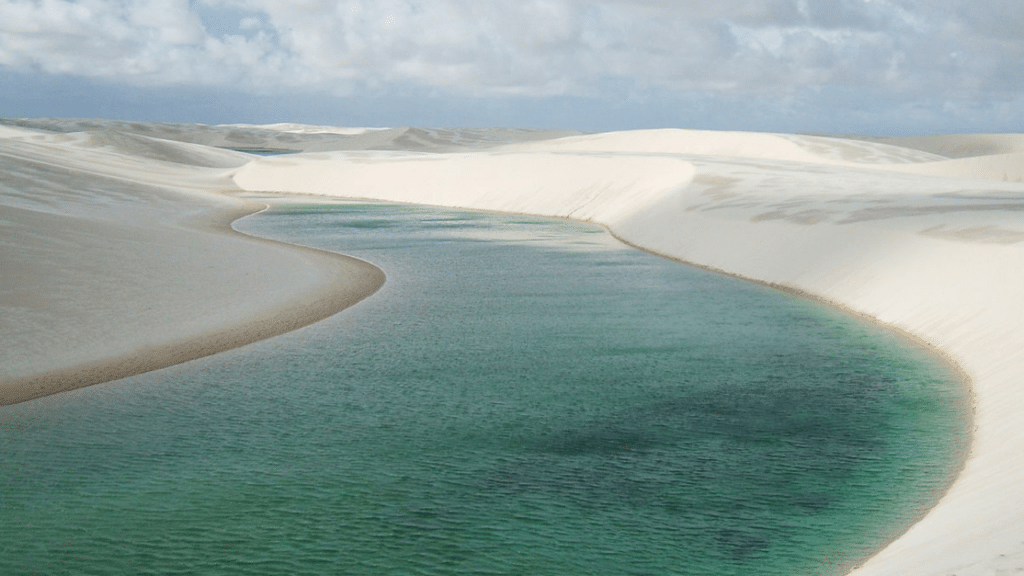 A porta de entrada para o deserto molhado do Nordeste que encanta com uma vida calma