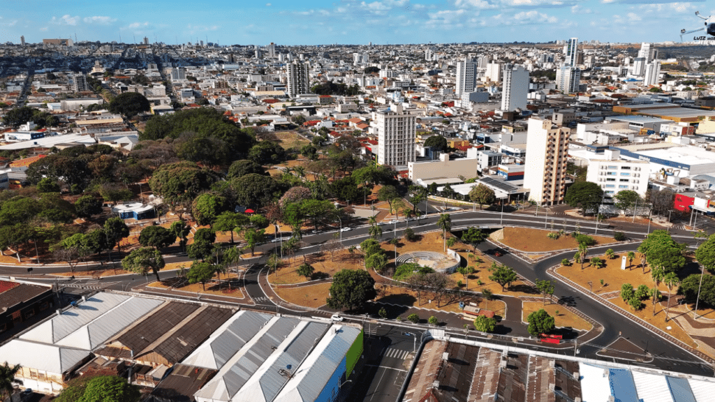 A cidade de bilhões com ótimo desenvolvimento econômico e qualidade de vida em Minas Gerais