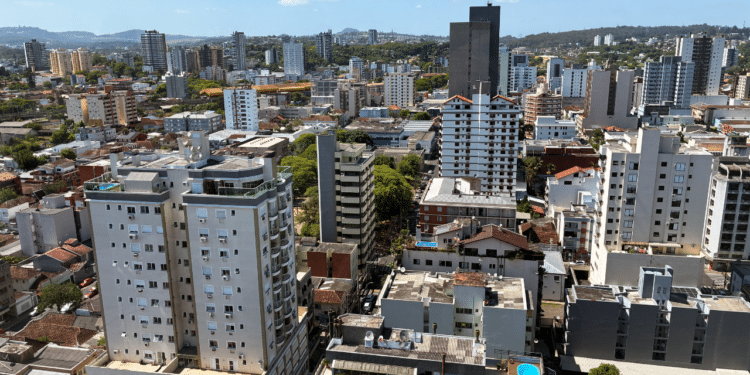 A cidade do Rio Grande do Sul que atrai estudantes e profissionais em busca de oportunidades