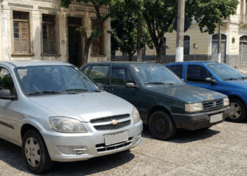 carros usados de até R$ 30 mil que entregam o melhor consumo hoje