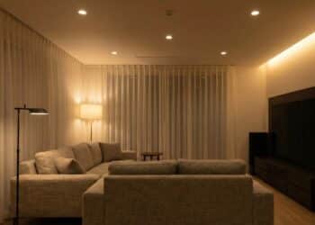 Conta de luz continua alta mesmo com LED? Pode ser o jeito que você usa a energia