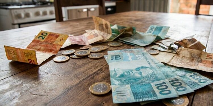 CPF irregular pode impedir Bolsa Família, auxílio-gás e outros benefícios pagos pelo INSS