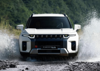 SUV híbrido com preço 9.200 euros inferior vira dor de cabeça para a Toyota