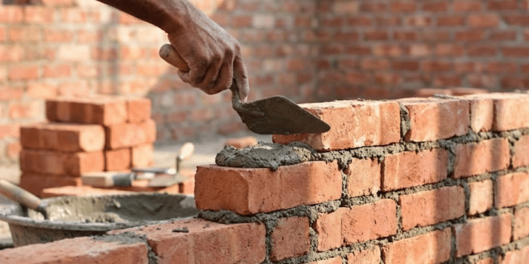 Veja os valores para construir uma casa do zero com 3 quartos e 2 vagas em 2025