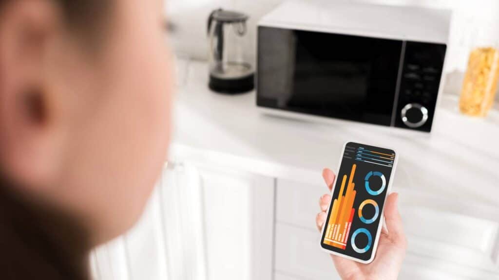 Adeus micro-ondas antigo: novo eletrodoméstico mais eficiente vai dominar as cozinhas em 2026