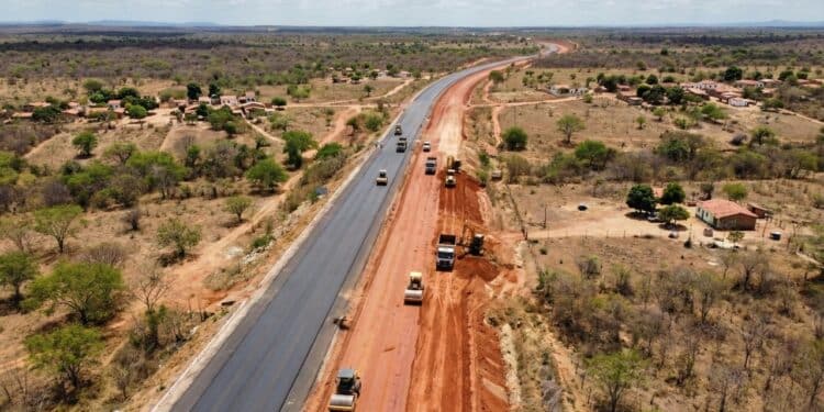 Com a BA-120 pavimentada, moradores ganham mais segurança, acesso a serviços e valorização econômica na Bahia