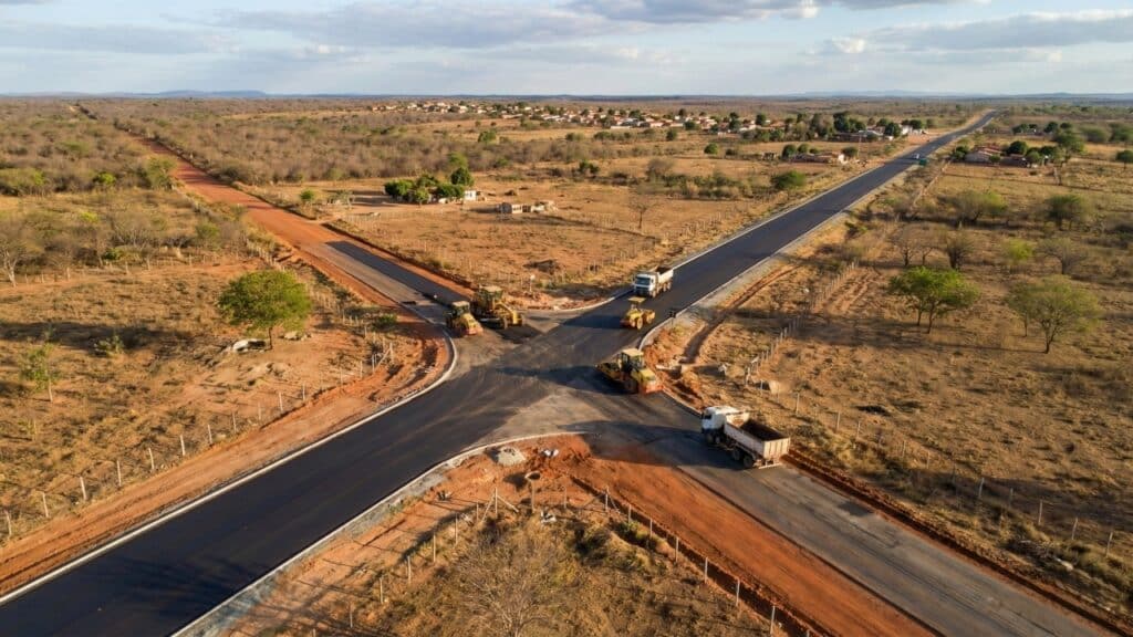 Com a BA-120 pavimentada, moradores ganham mais segurança, acesso a serviços e valorização econômica na Bahia