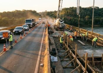 Pontes do Espírito Santo passam por reforço de R$ 106 milhões e terão tráfego mais seguro