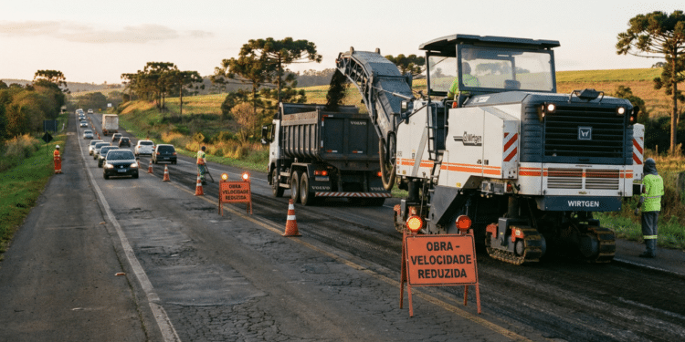 Mega manutenção da BR-153/PR recebe R$ 36,5 milhões em investimento e vai impactar duas cidades do Sul