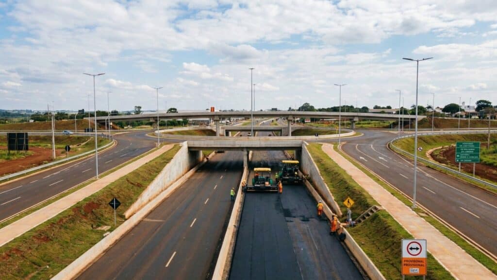 Com investimento de R$ 49 milhões, o novo Trevo do Catuaí transforma o tráfego entre BR-376 e PR-317