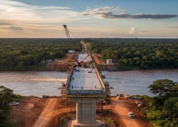 Maior ponte de Mato Grosso com 1.410 metros já atinge 60% das obras e vai melhorar a travessia do Rio Juruena com investimento de R$ 269,6 milhões