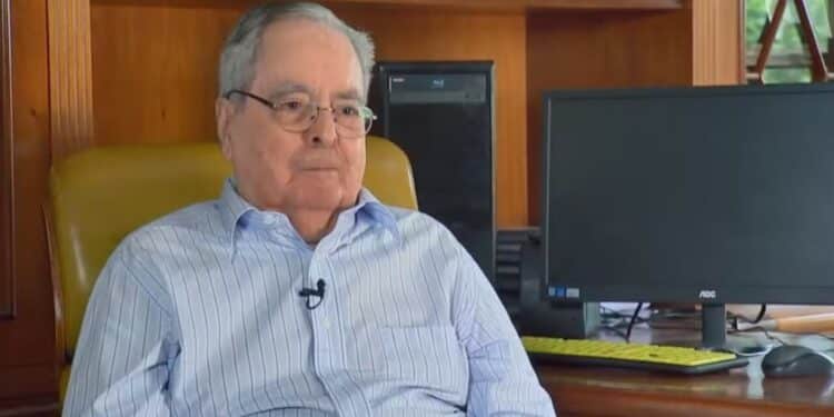 Benedito Ruy Barbosa é internado às pressas em São Paulo e preocupa fãs