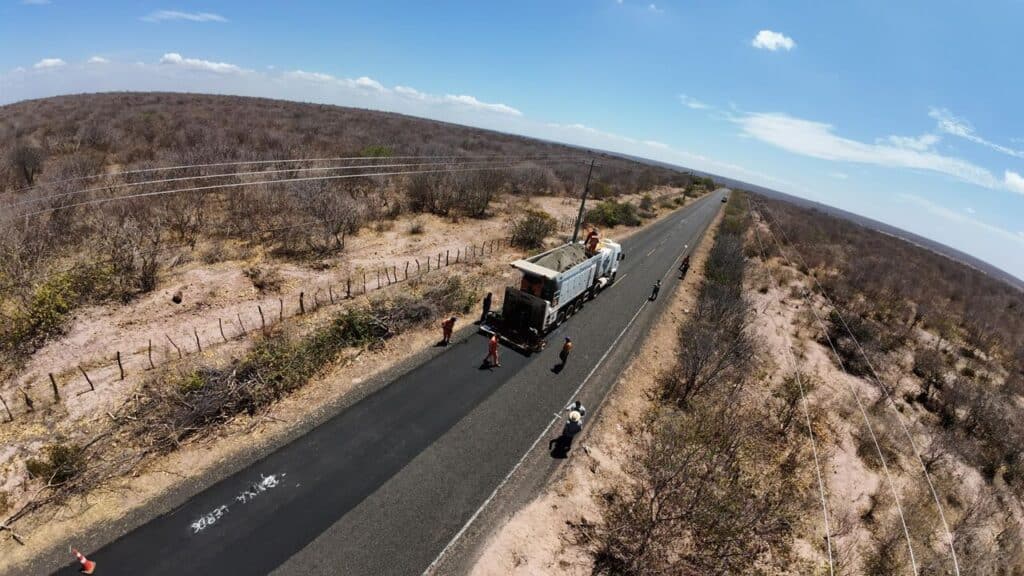 Piauí anuncia investimento de R$ 14 milhões para melhorar a rodovia PI-115 entre duas cidades importantes, reduzir o tempo de viagens e garantir mais segurança a motoristas