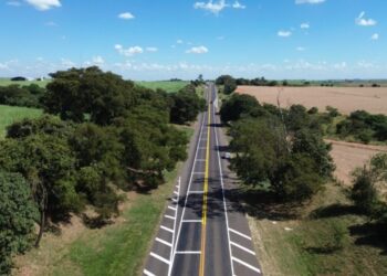 São Paulo aplica investimento de R$ 1,2 bilhão em obras e renova quase 700 km de rodovias no estado, melhorando a ligação entre cidades e o fluxo de veículos