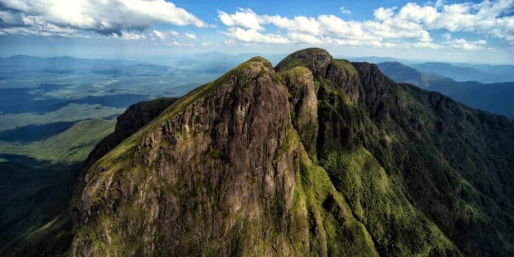 Jovem some em montanha do Paraná após passar a virada do ano no lugar
