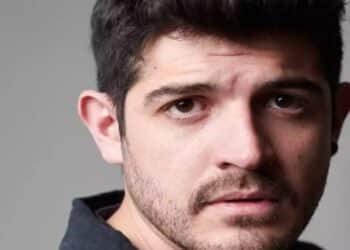 Morre aos 38 anos Alexis Ortega, famoso dublador do Homem-Aranha e voz marcante para os fãs