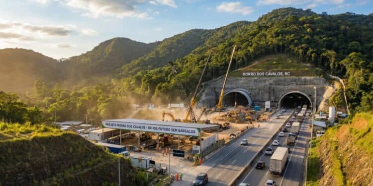 Obra de R$ 2,5 bilhões vai construir dois túneis no Morro dos Cavalos e promete acabar com gargalo logístico na BR-101 em SC