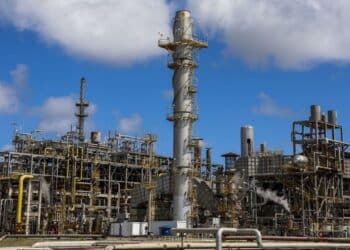 Megaconstrução de R$ 8,3 bilhões da Petrobras promete impulsionar 30 mil novos empregos