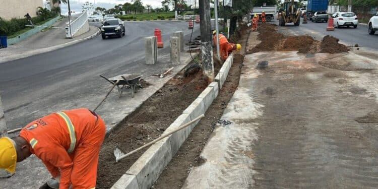 Alargamento da ponte da avenida do Turismo avança para fase final e projeto promete melhorar a fluidez no trânsito de Manaus
