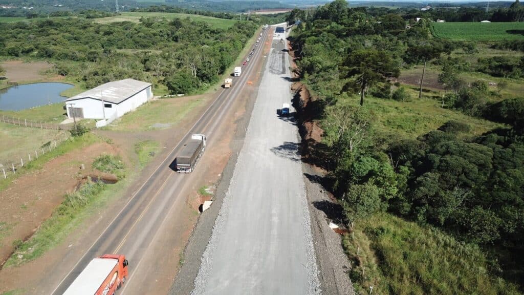duplicação em concreto da rodovia PRC-466 entre Turvo e o distrito de Palmeirinha