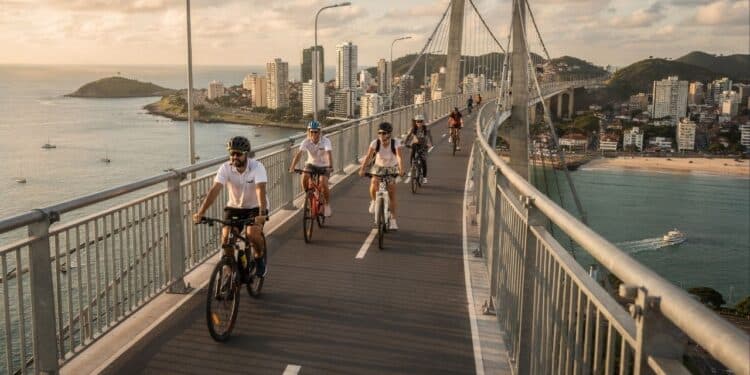 Ciclovia da Vida tem mirante a 70 metros de altura e grades anti-escalada para garantir a segurança no Espírito Santo
