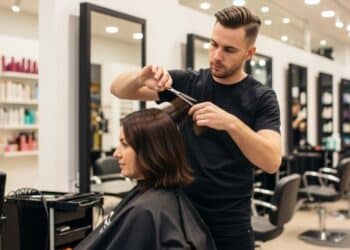 Os 7 cortes de cabelo que rejuvenescem mulheres com mais de 40 anos