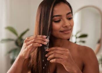 Adeus retoque constante: essas 3 tintas sem amônia baratinhas ajudam a manter o cabelo pintado bonito e uniforme