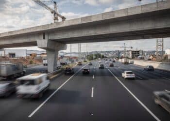 Com investimento de R$ 844 milhões, BR-116 entre Novo Hamburgo e Porto Alegre recebe obras para destravar o trânsito